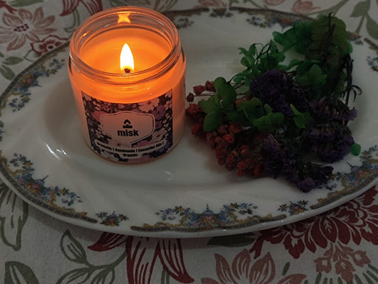 The Art of Candle Care: Enjoying Your Candle Safely and Fully - misk