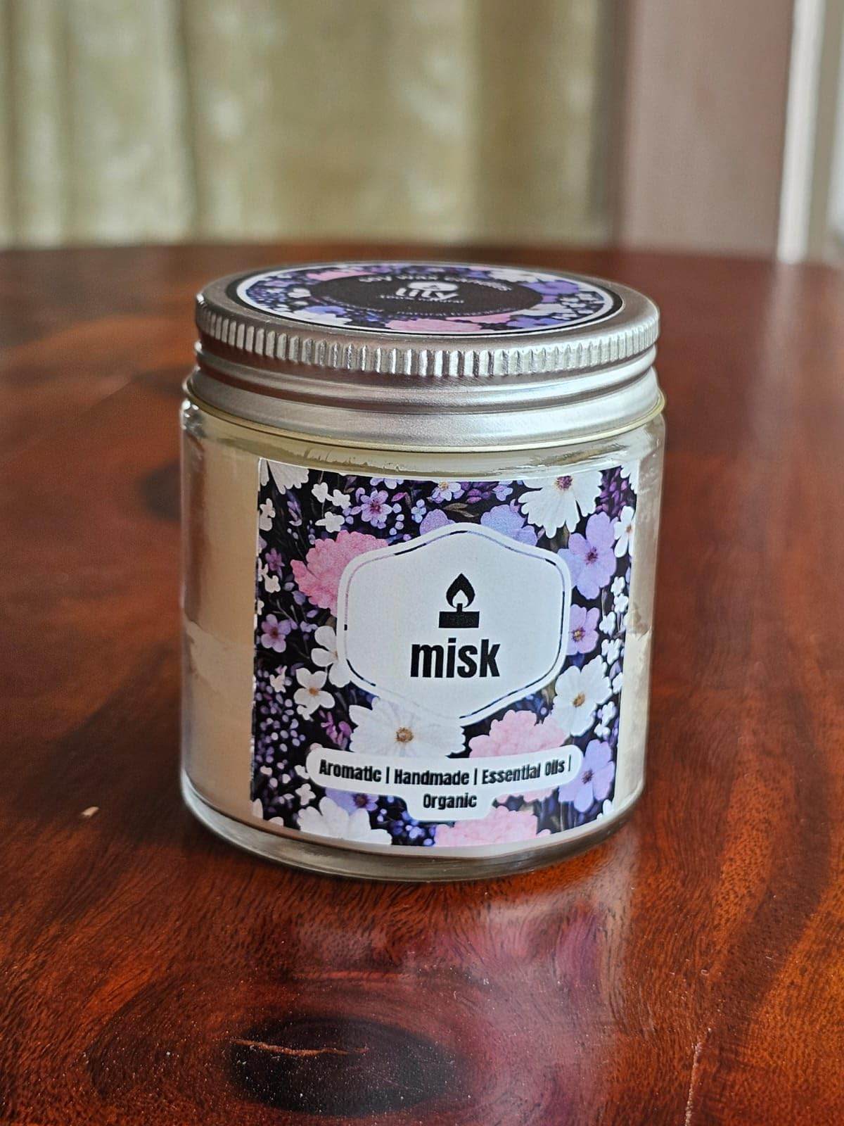 Lily Soy Wax Candle – Soft Floral & Lily-of-the-Valley Scent - misk