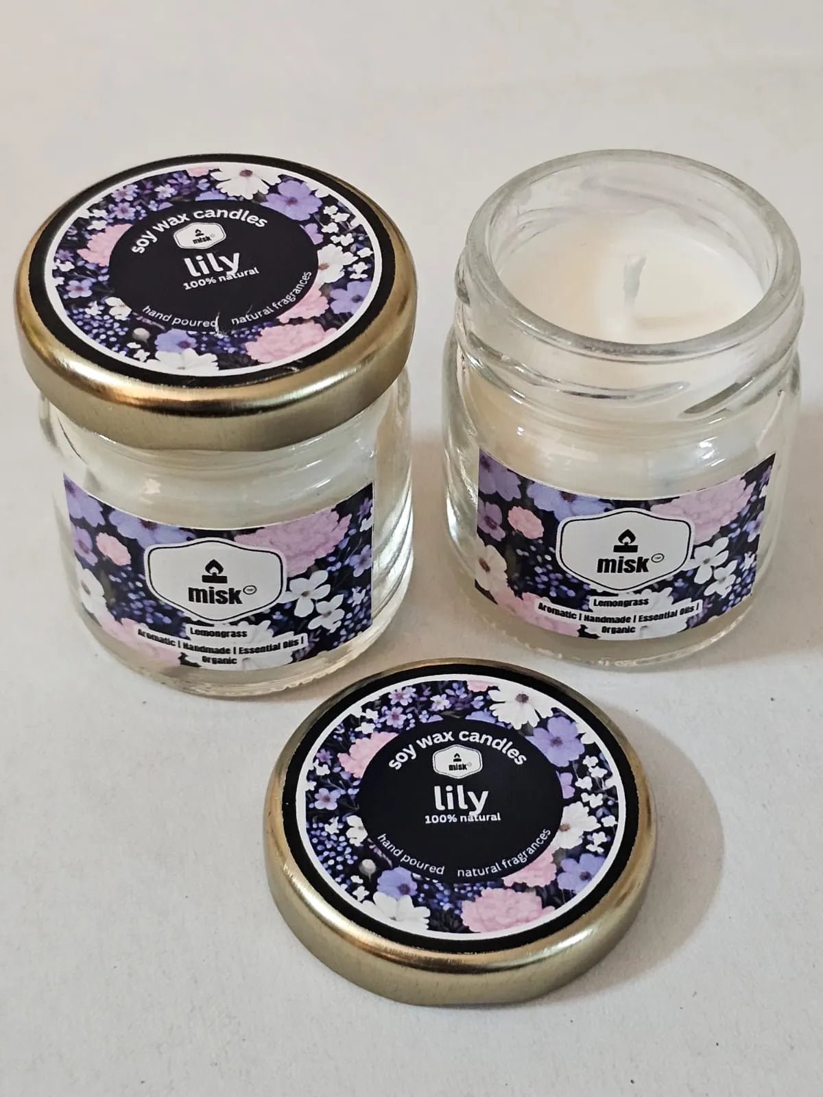 Lily Natural Soy Candle 30g - misk